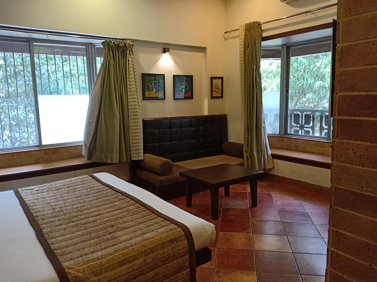 Hotel Chandralok Lonavala Luaran gambar