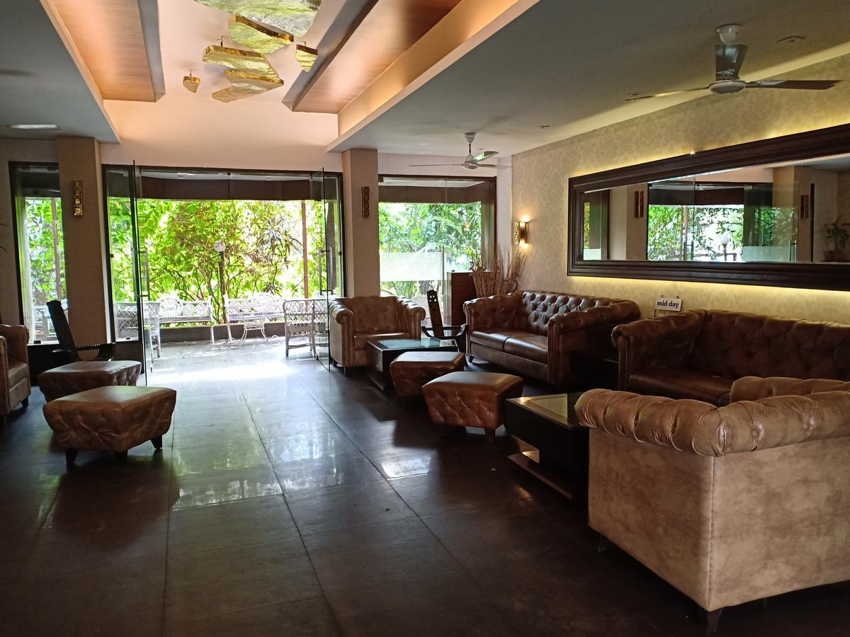 Hotel Chandralok Lonavala Luaran gambar