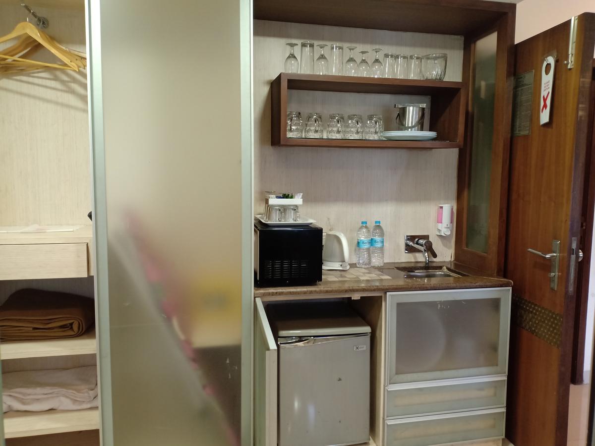 Hotel Chandralok Lonavala Luaran gambar