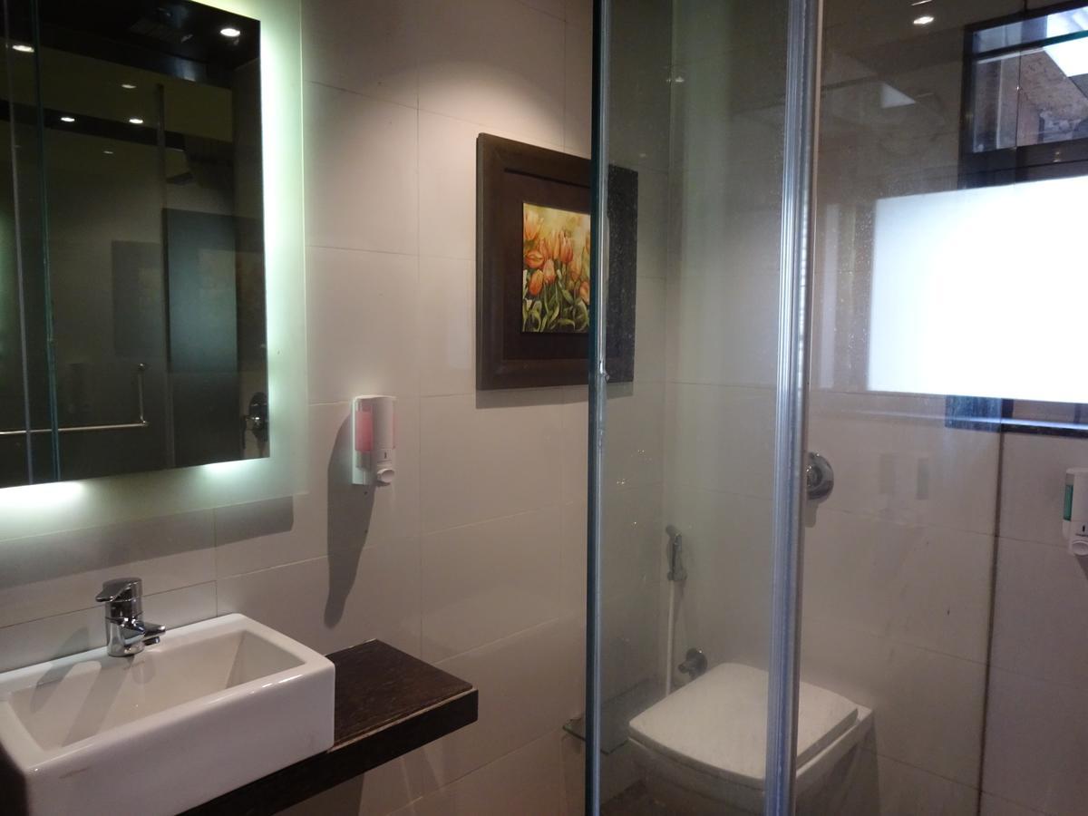 Hotel Chandralok Lonavala Luaran gambar