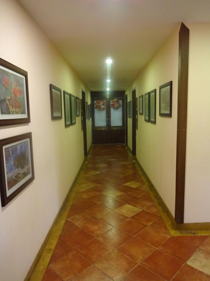 Hotel Chandralok Lonavala Luaran gambar