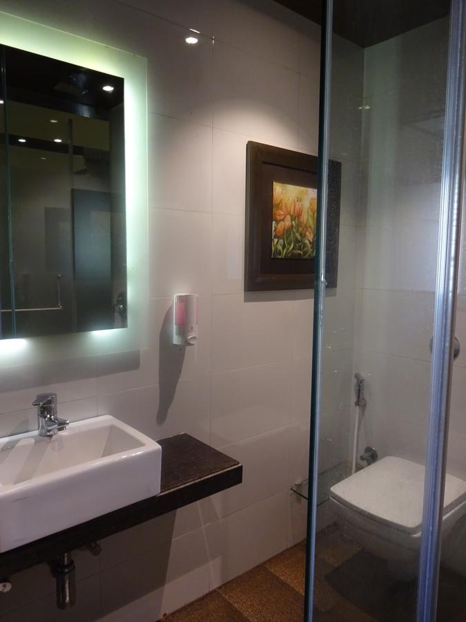 Hotel Chandralok Lonavala Luaran gambar